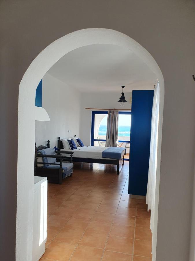 Babis & Popi Rooms And Studios Frangokastello Extérieur photo